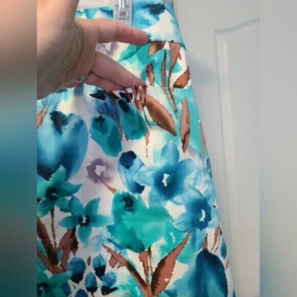 Laura Petites Floral Blue Green Front Slit Pocket Knee Length Midi Pencil Skirt - Picture 12 of 15